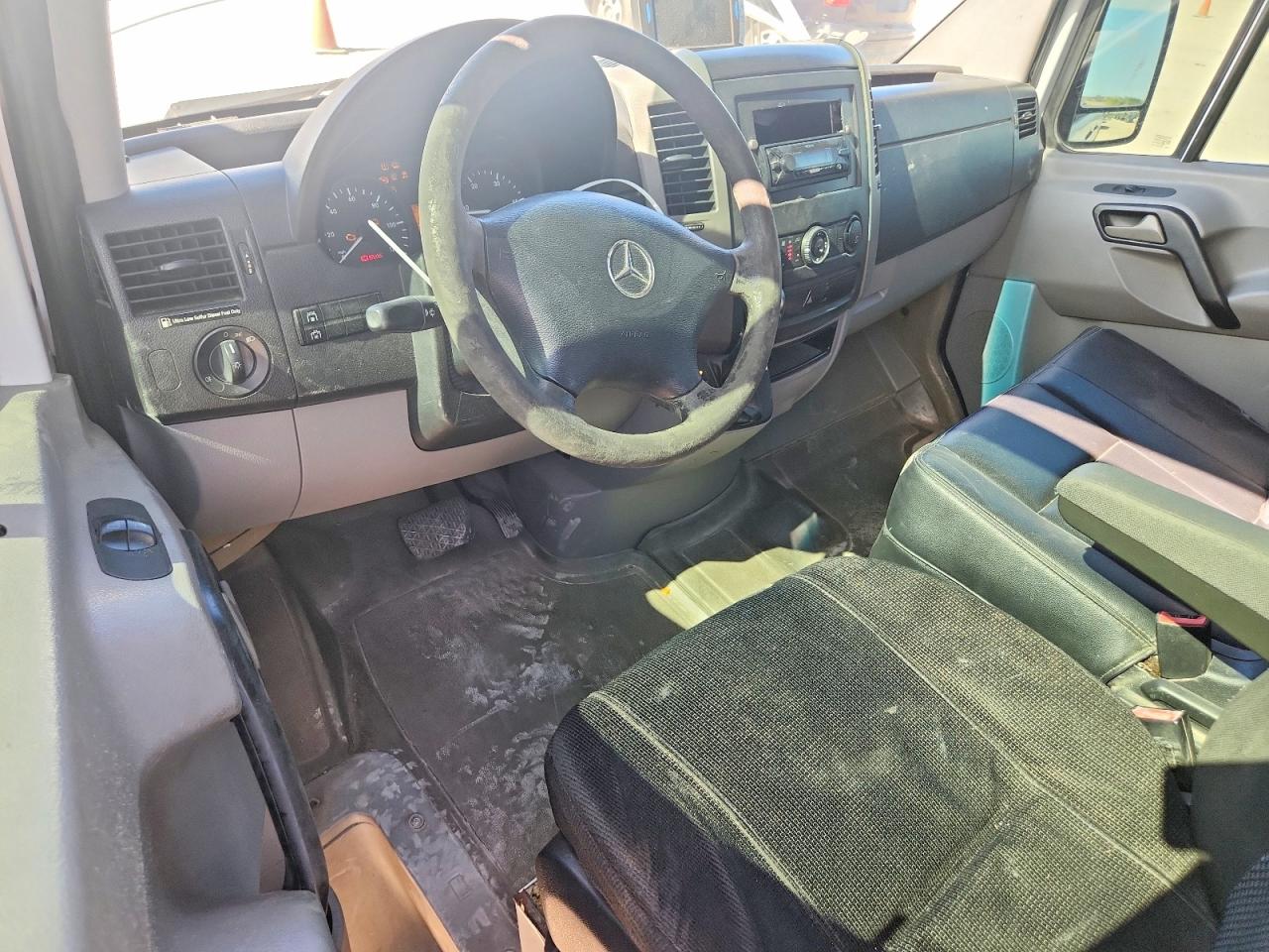 Mercedes-Benz Sprinter 2500