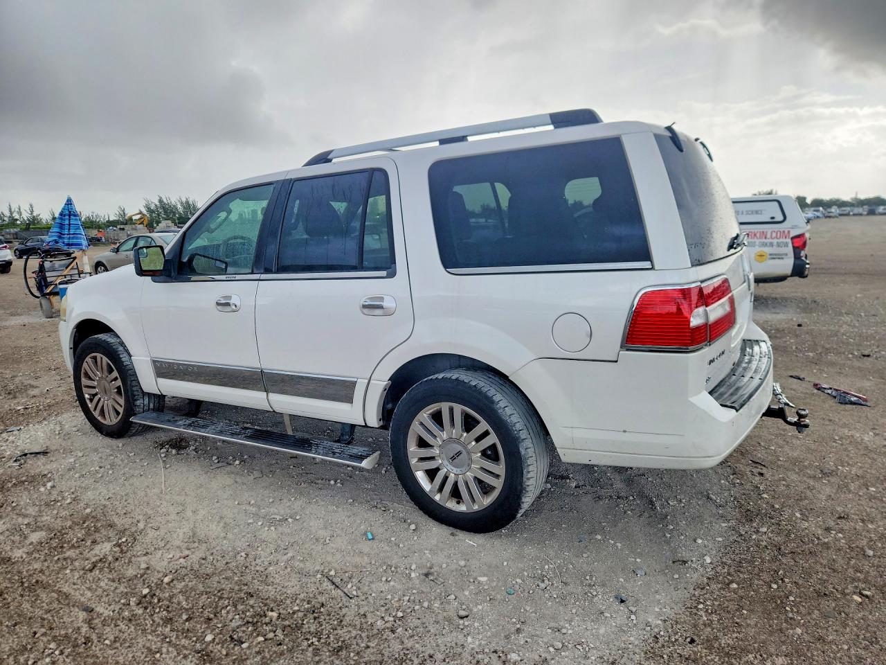 Lincoln Navigator