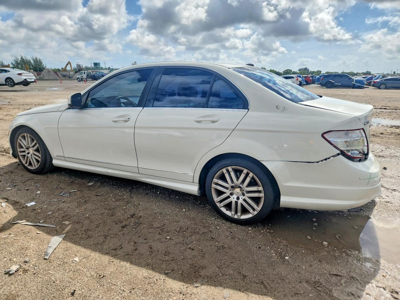 Mercedes-Benz C-Class 300