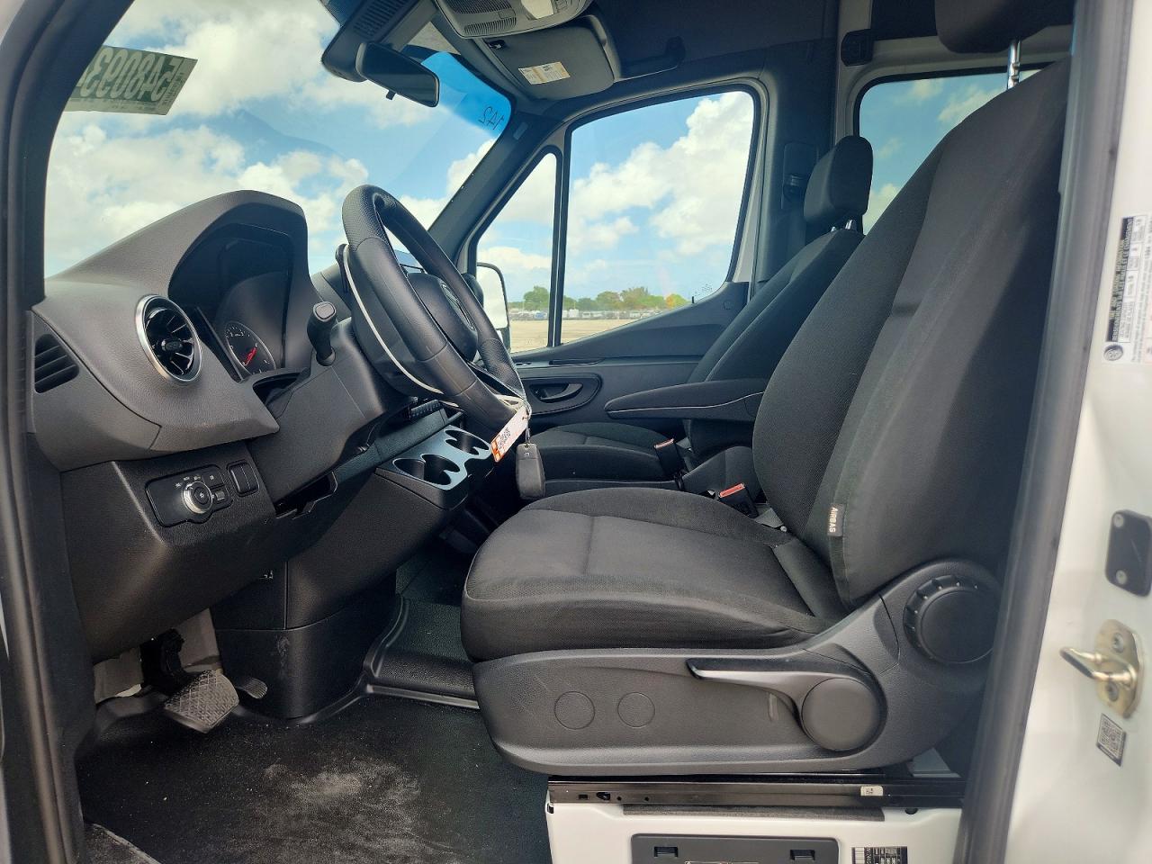 Mercedes-Benz Sprinter 2500