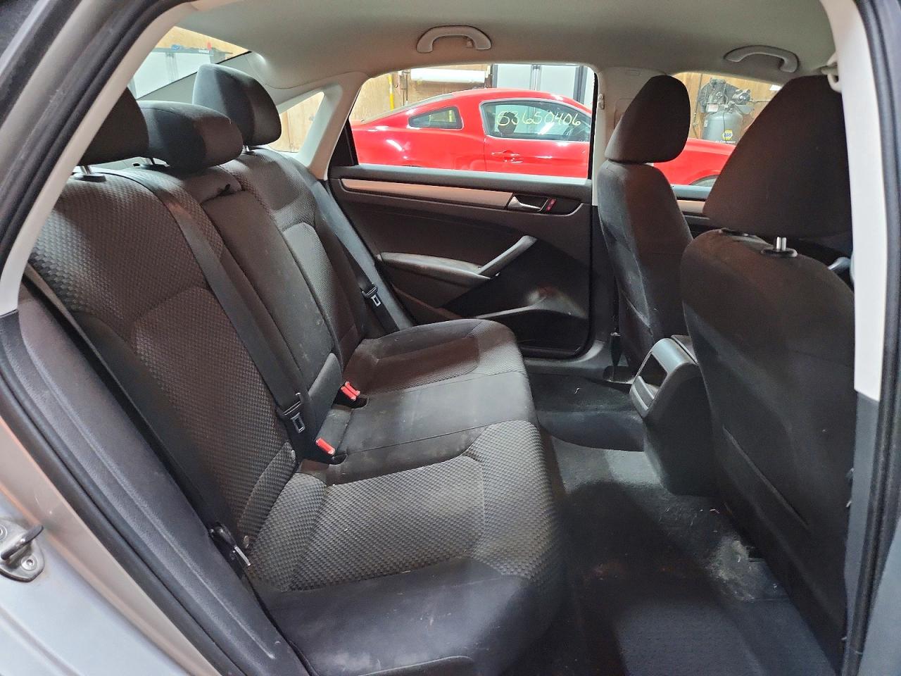 Volkswagen Passat S
