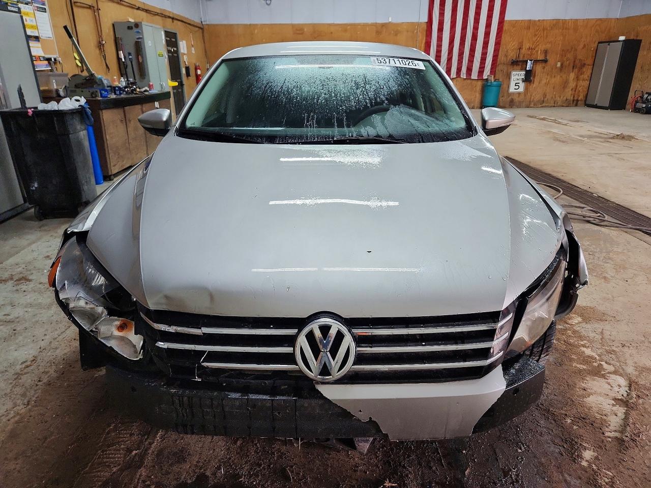 Volkswagen Passat S