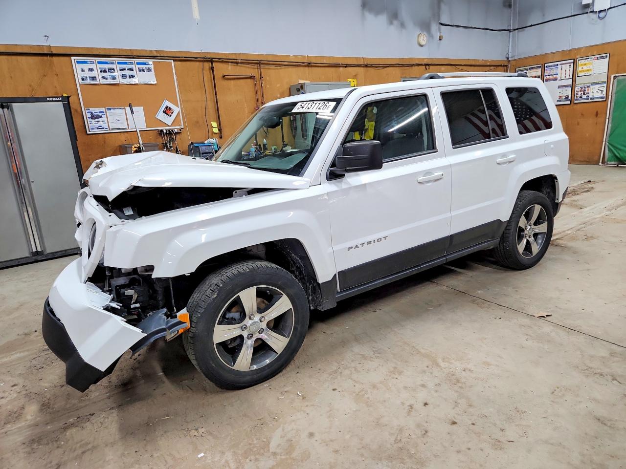 Salvage Jeep Patriot Image
