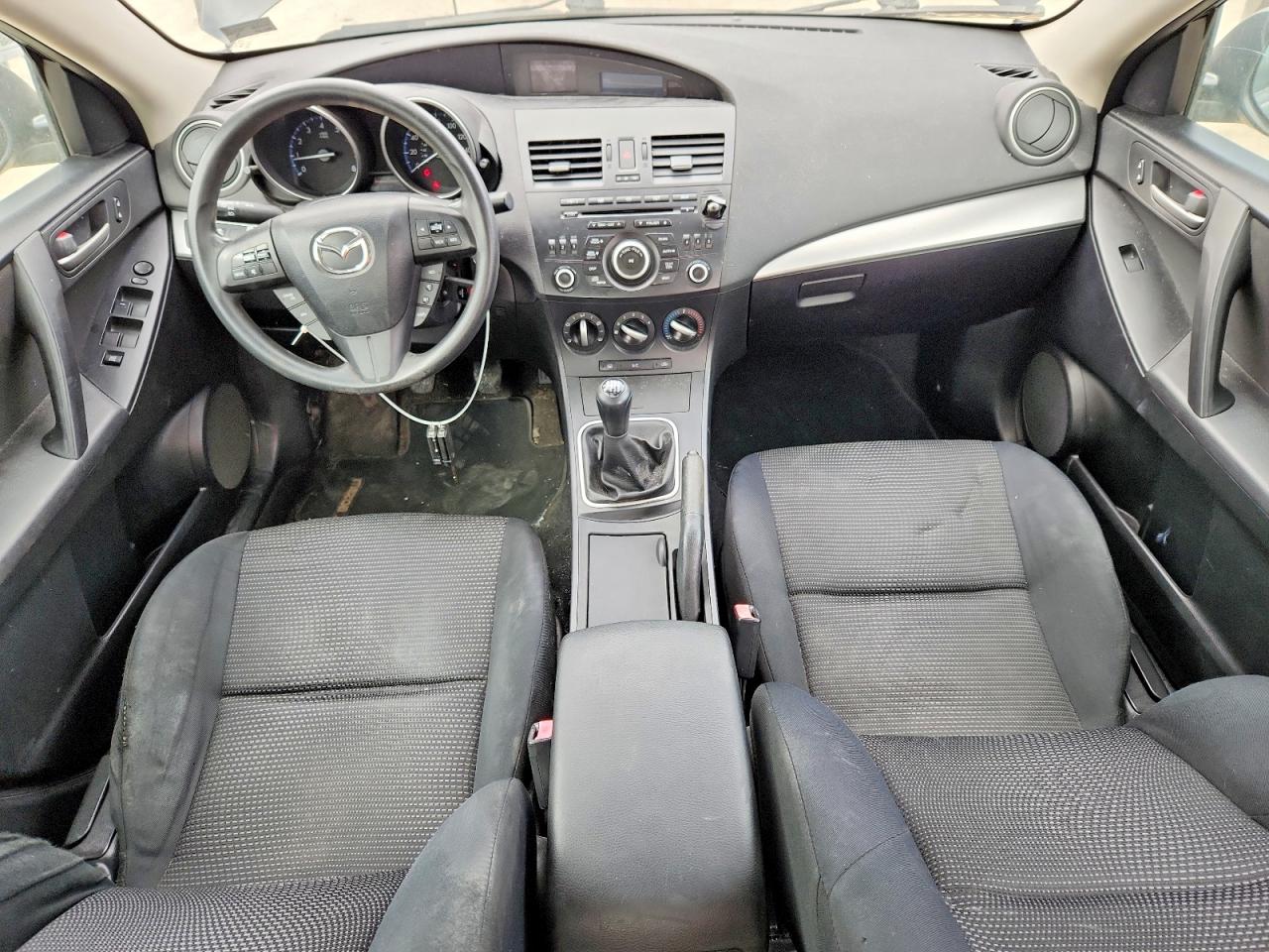 Mazda 3 I