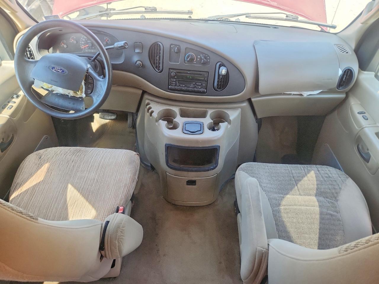 Ford Econoline E150 Van
