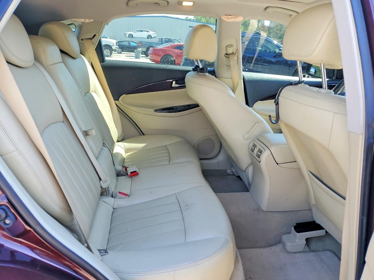 INFINITI Qx Base