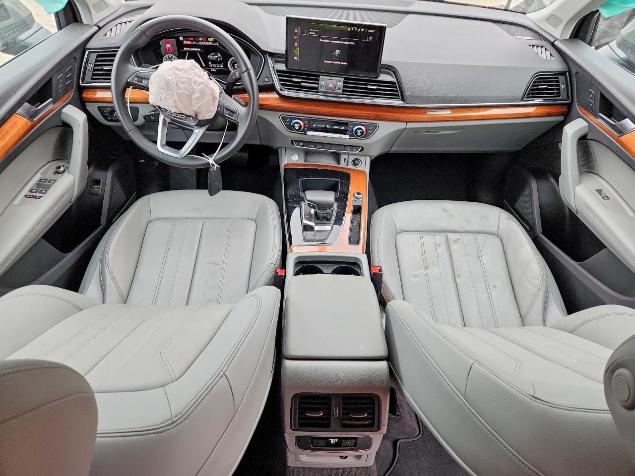 Audi Q5 Premium Plus 45