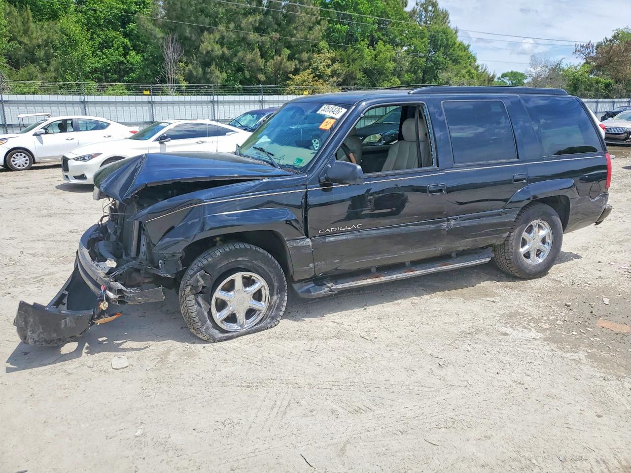 Salvage Cadillac Escalade Image