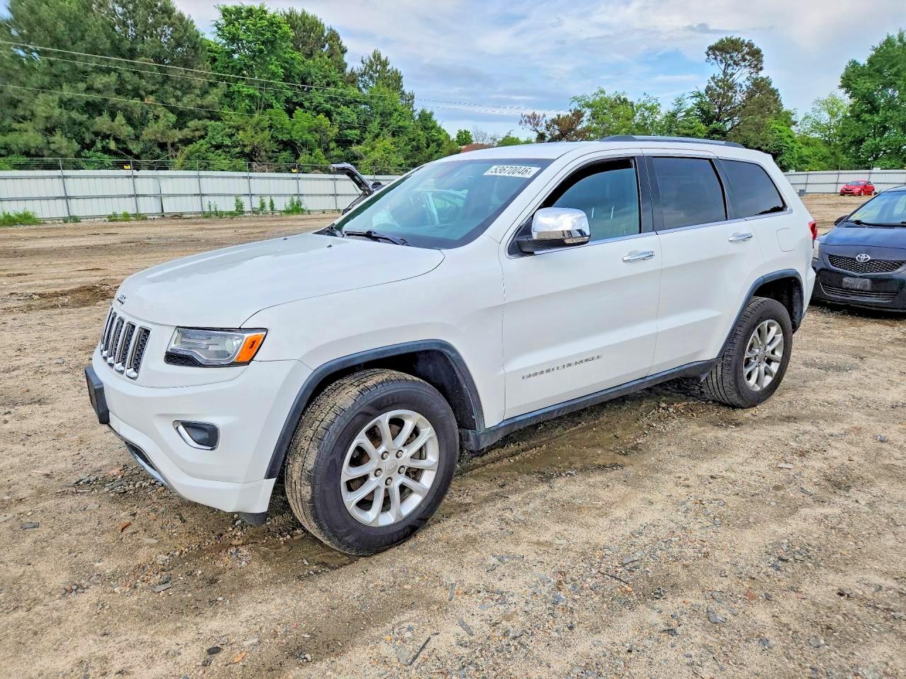 Salvage Jeep Cherokee Image