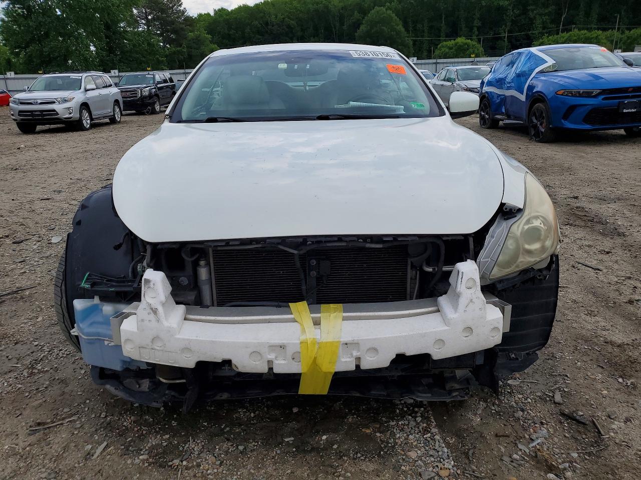INFINITI G37 Conver Base