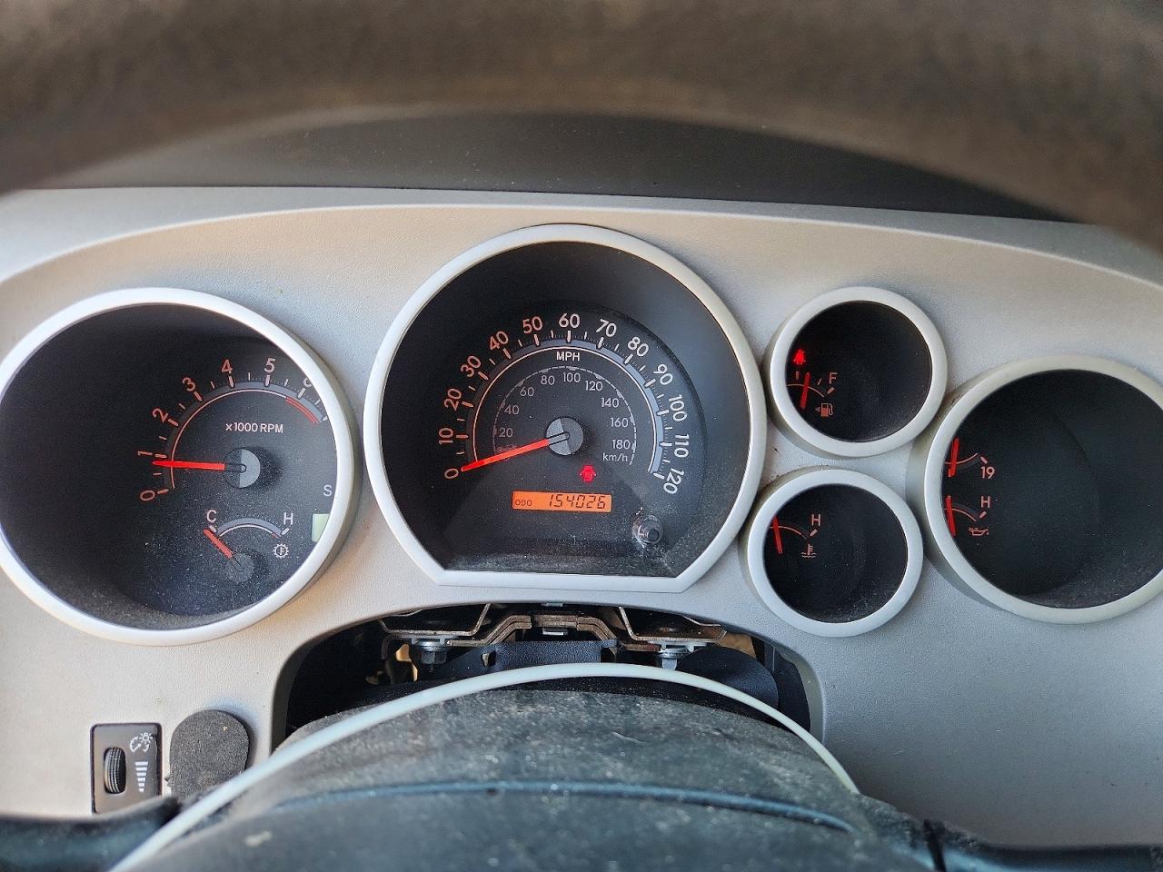 Toyota Tundra Sr5