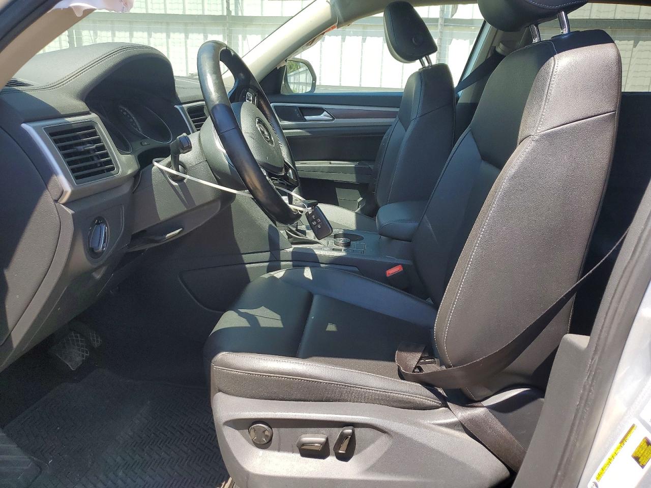Volkswagen Atlas Se