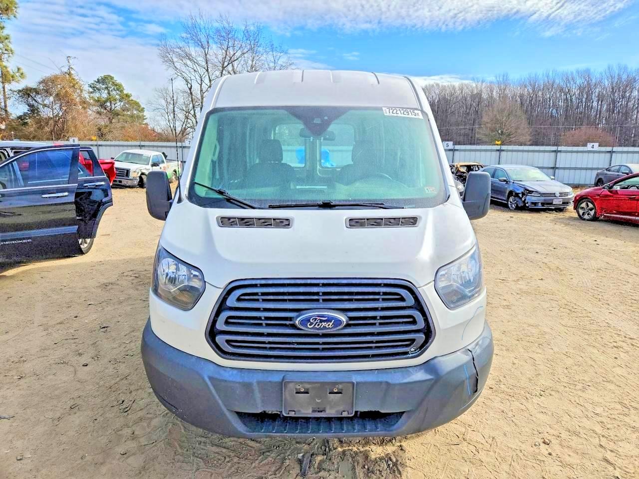 Ford Transit T-250