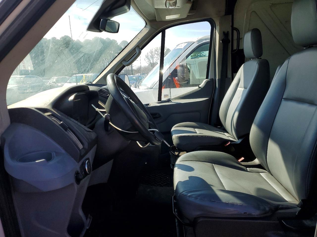 Ford Transit T-250