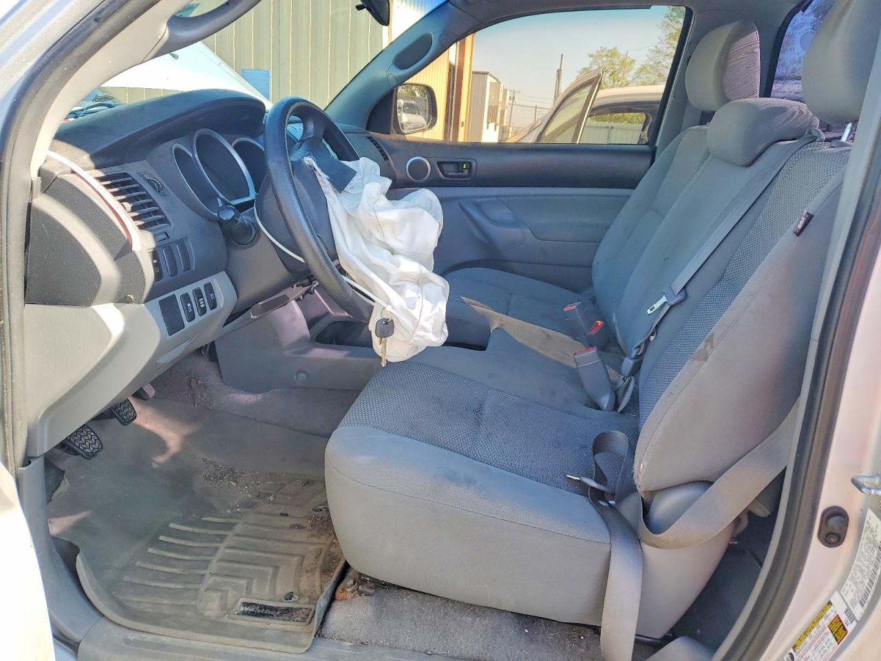 Toyota Tacoma Base