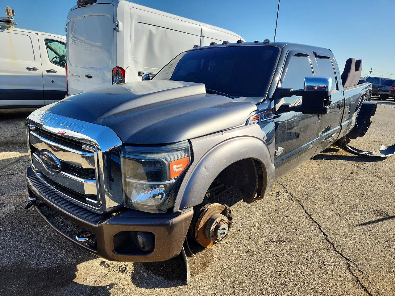 Salvage Ford F-350 Image