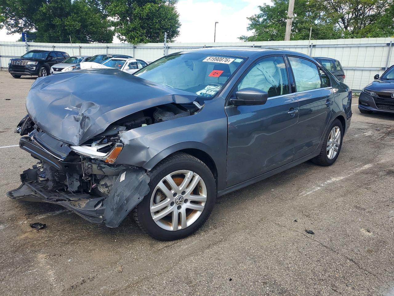 Salvage Volkswagen Jetta Image