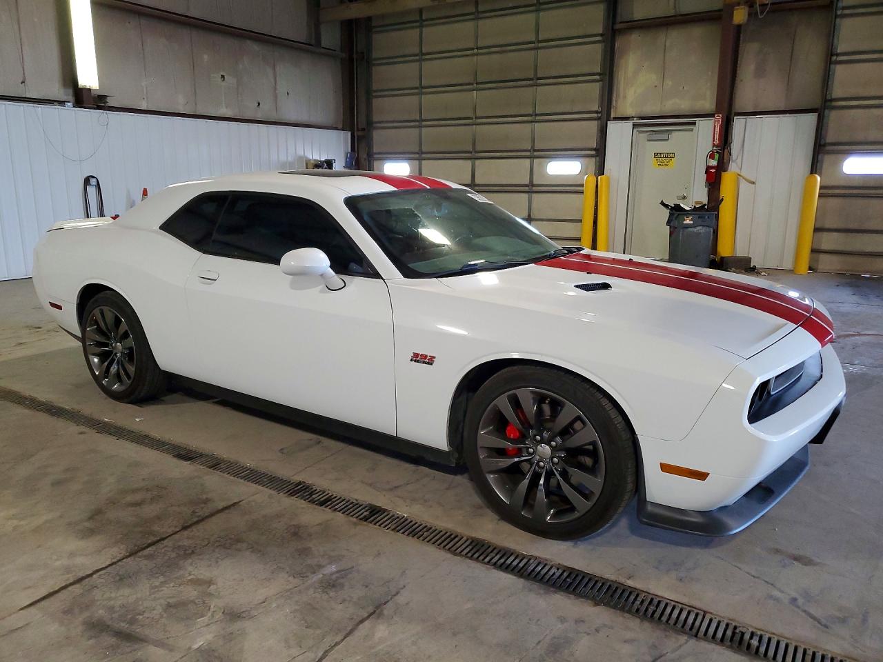 Dodge Challenger Srt-8