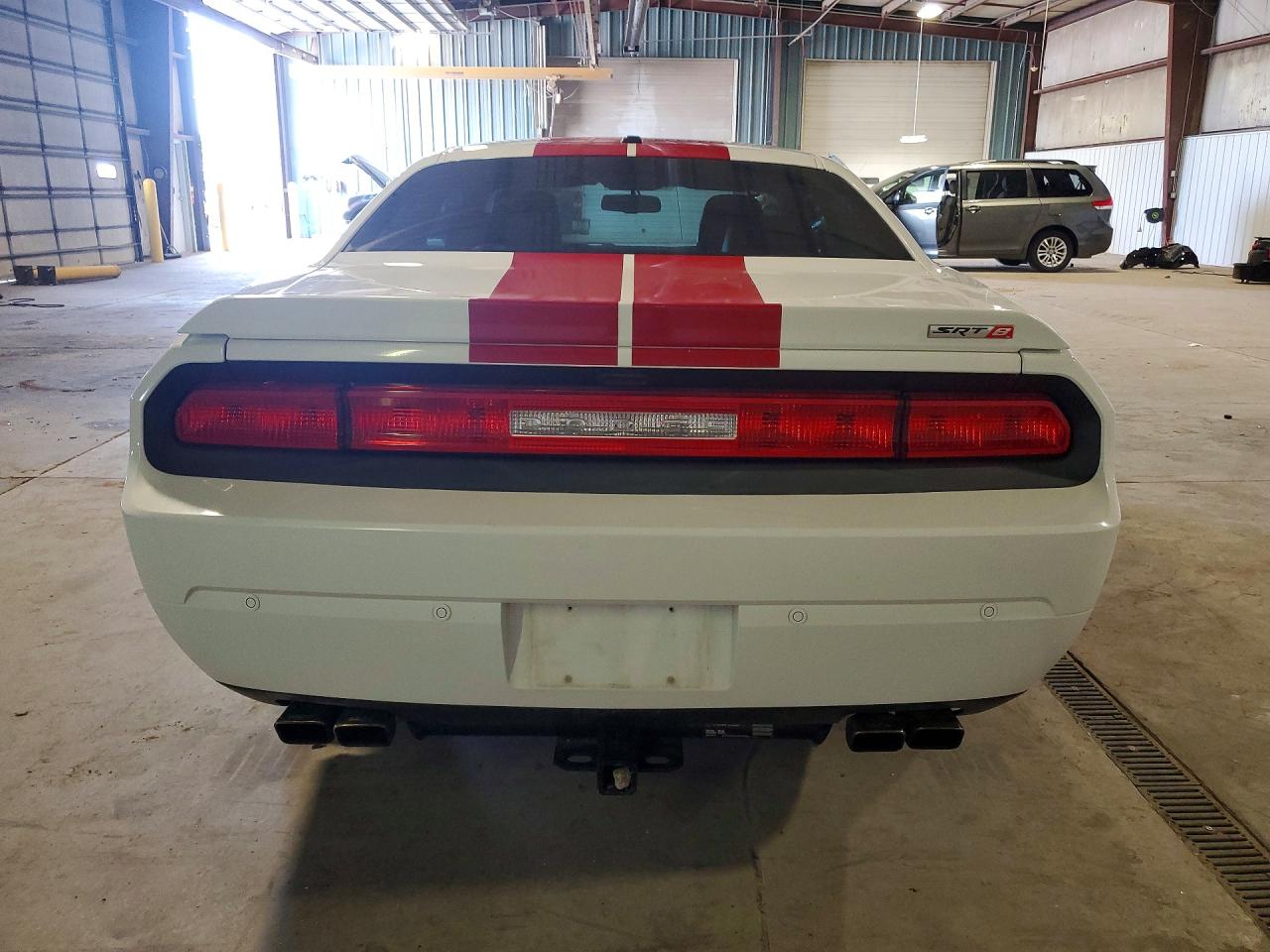 Dodge Challenger Srt-8