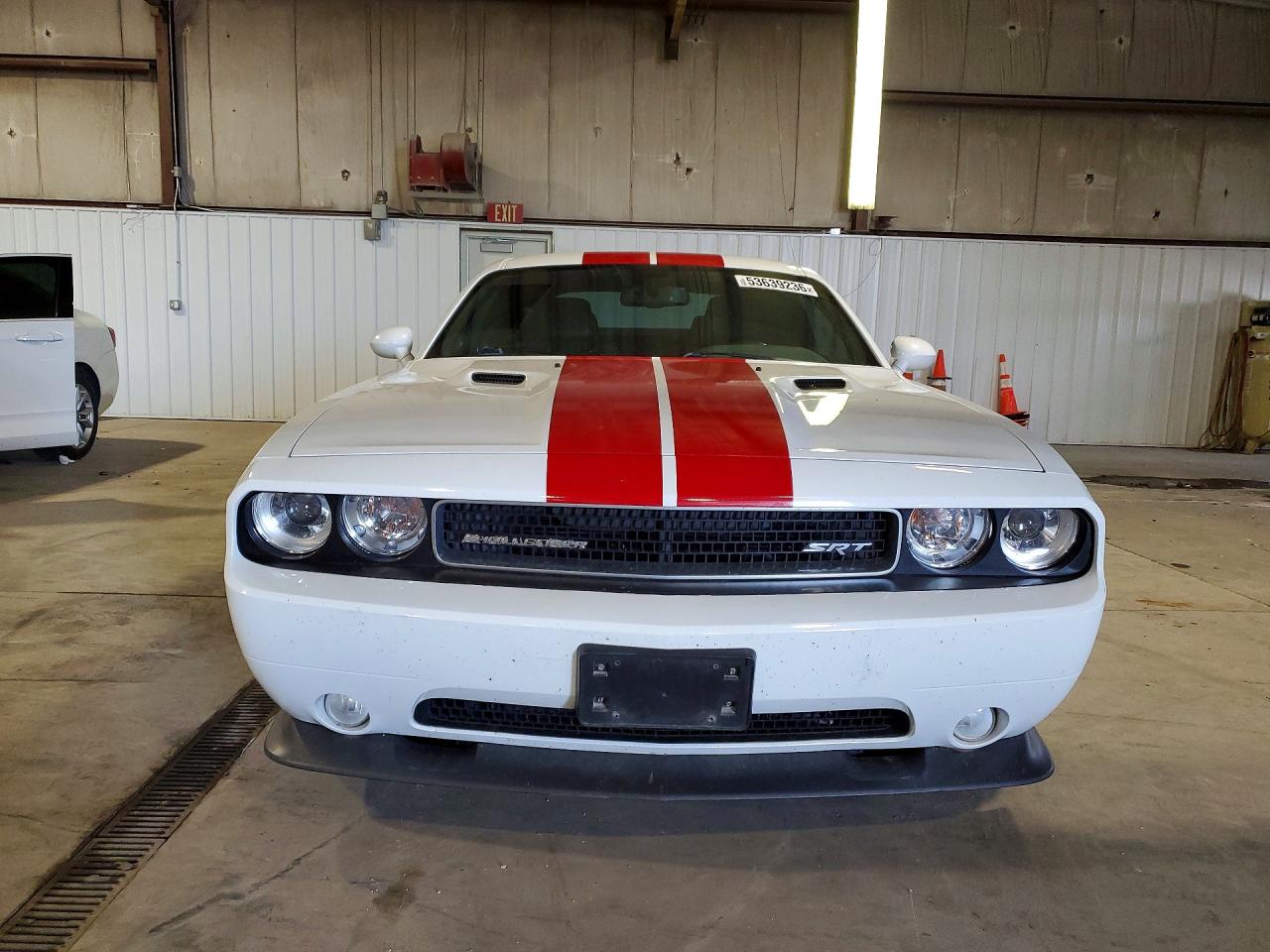 Dodge Challenger Srt-8