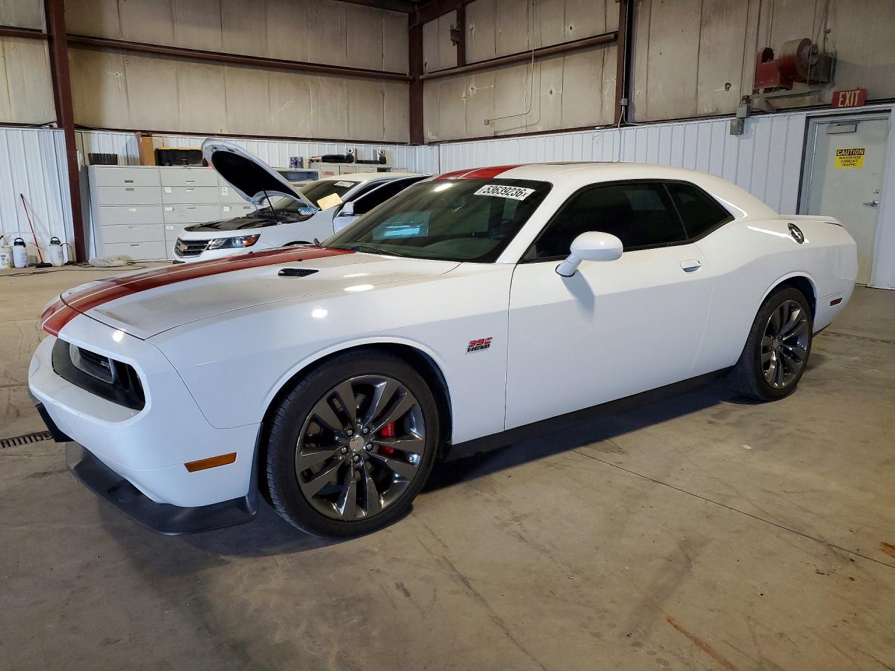 Salvage Dodge Challenger Image
