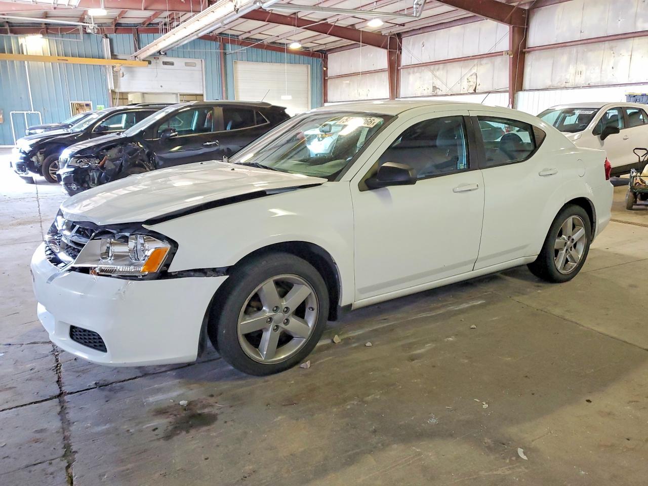 Salvage Dodge Avenger Image