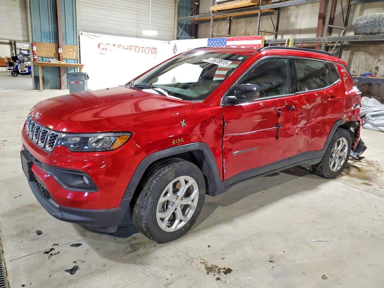 Salvage Jeep Compass Image