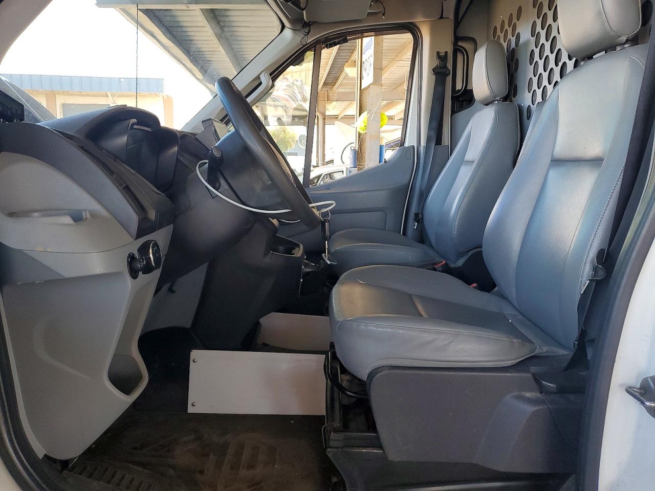 Ford Transit T-250