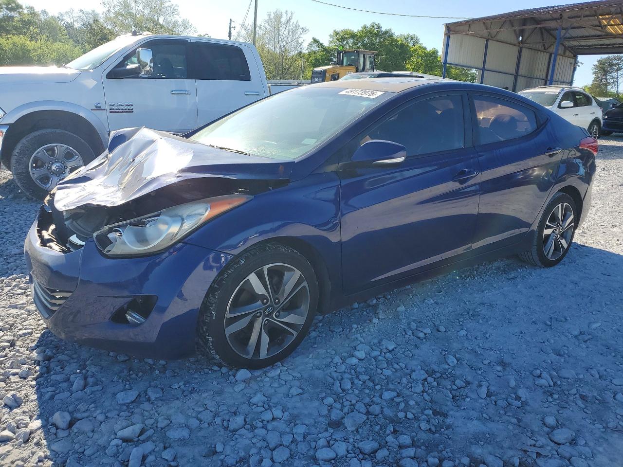 Salvage Hyundai ELANTRA Image
