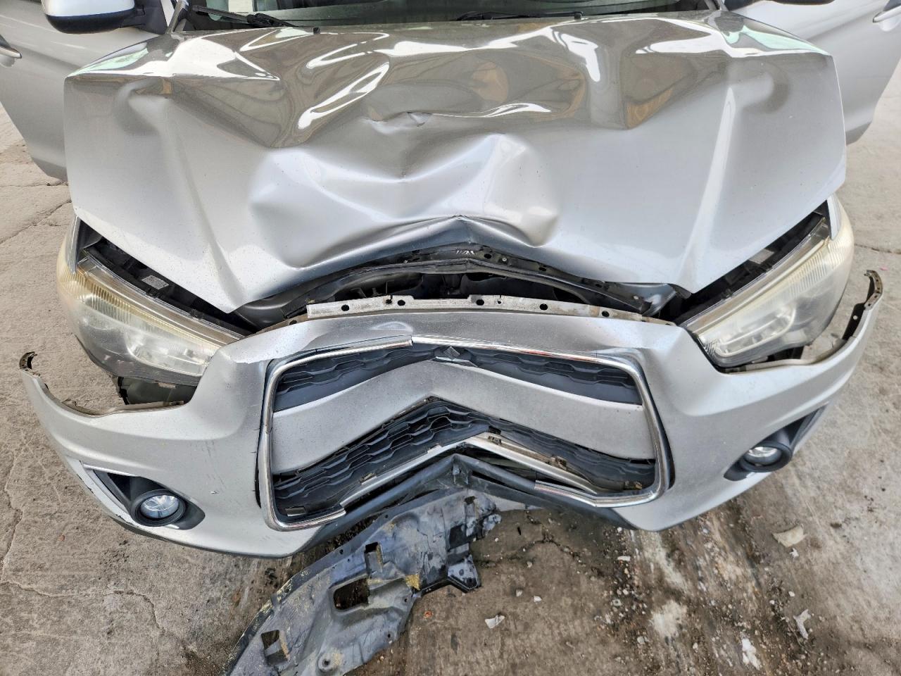 Mitsubishi Outlander Es