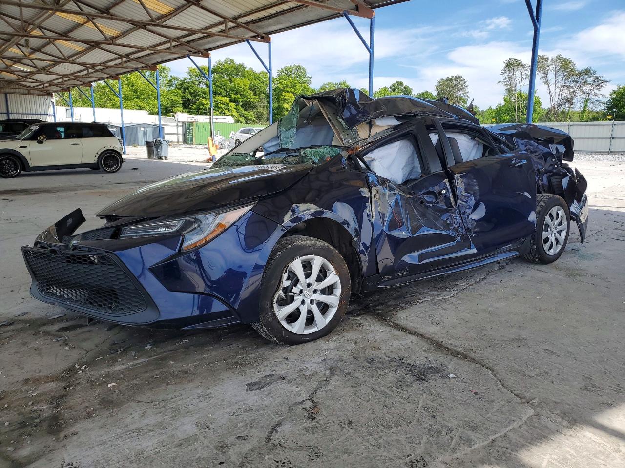 Salvage Toyota Corolla Image