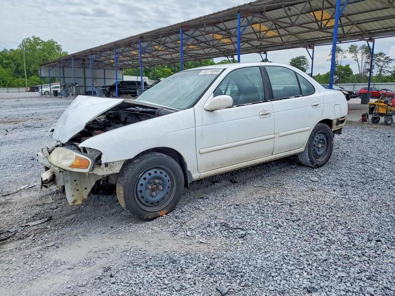 Salvage Nissan Sentra Image