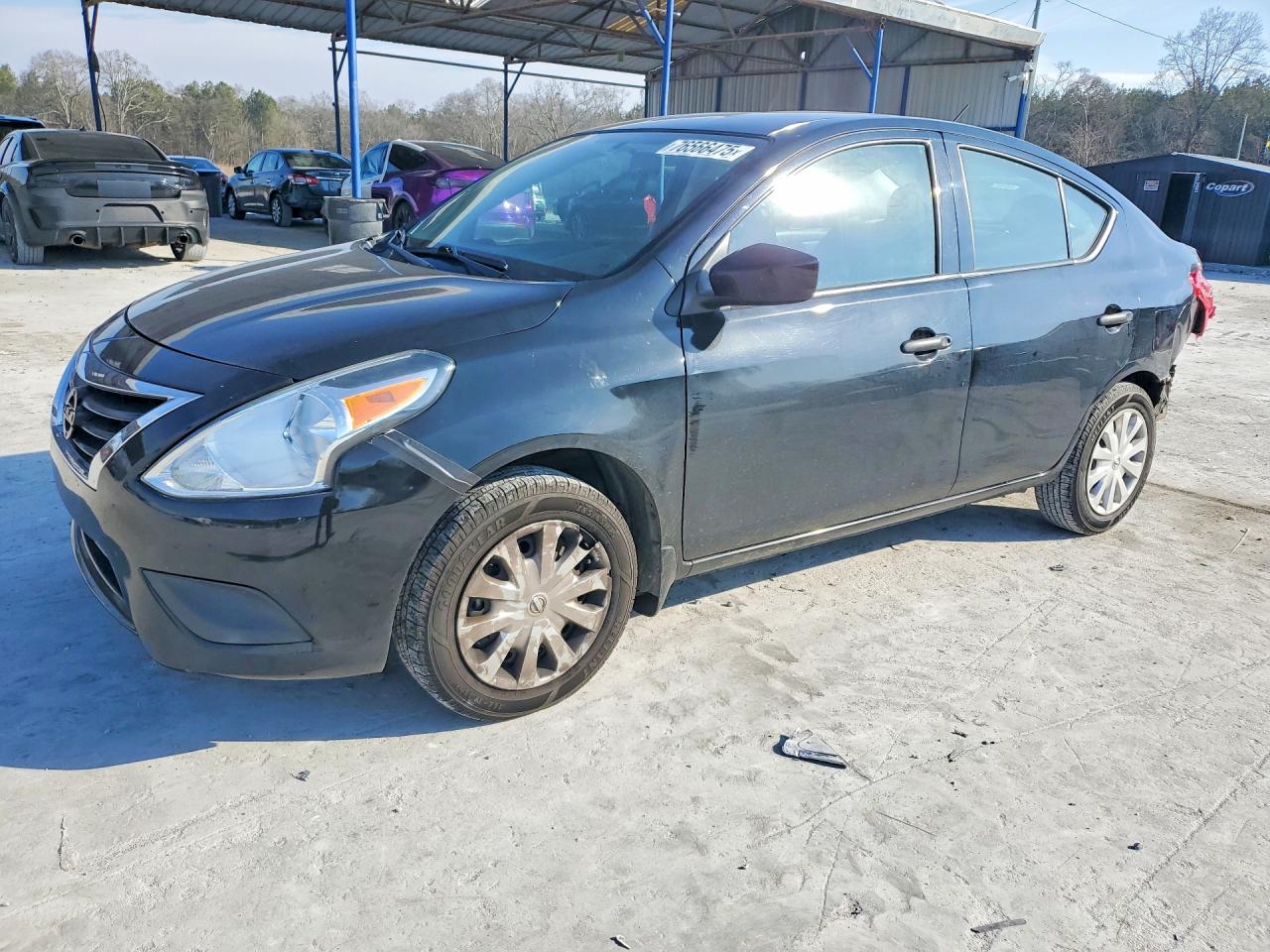 Salvage Nissan Versa Image