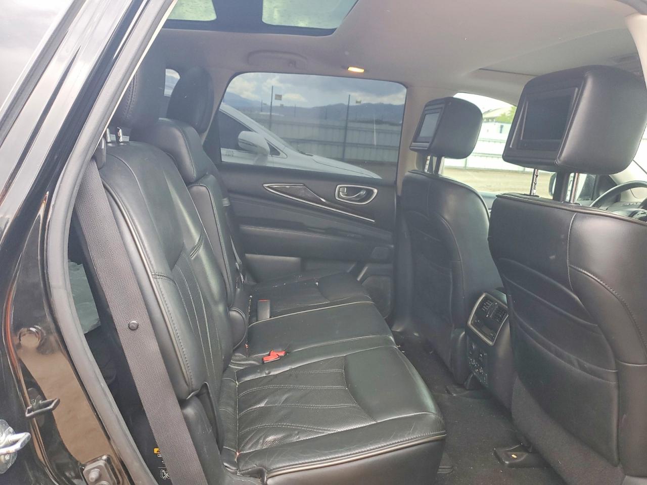 INFINITI JX35