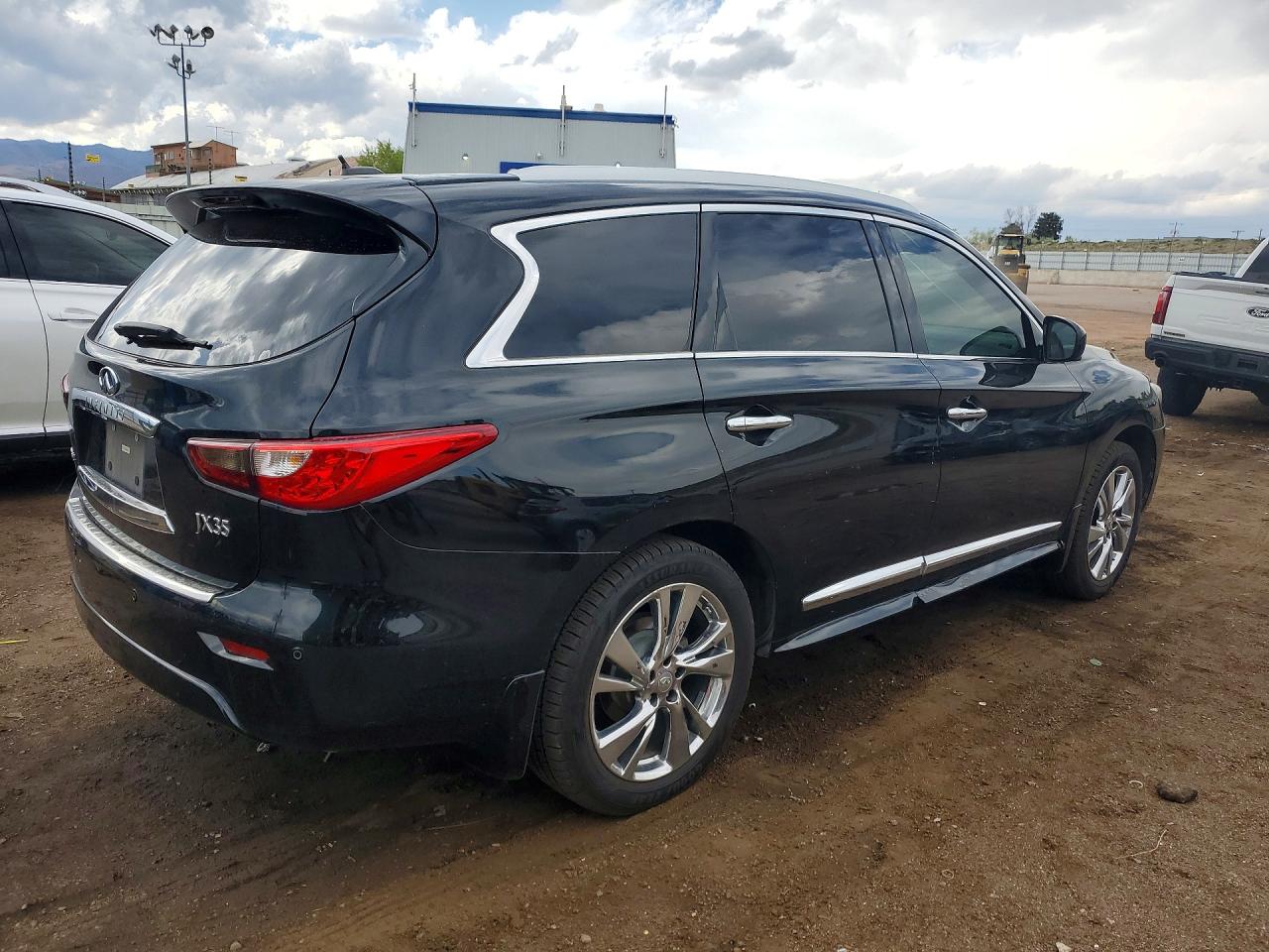 INFINITI JX35