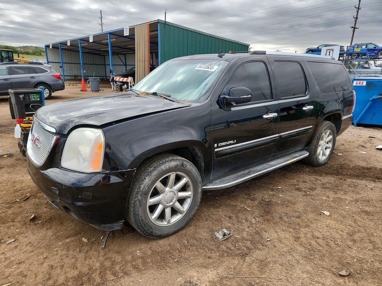 Salvage GMC Yukon Image