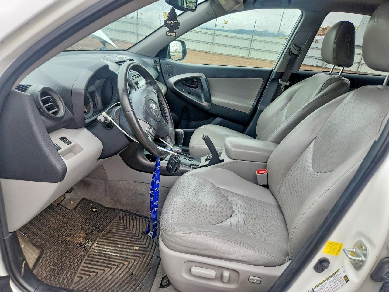 Toyota RAV4 Limited