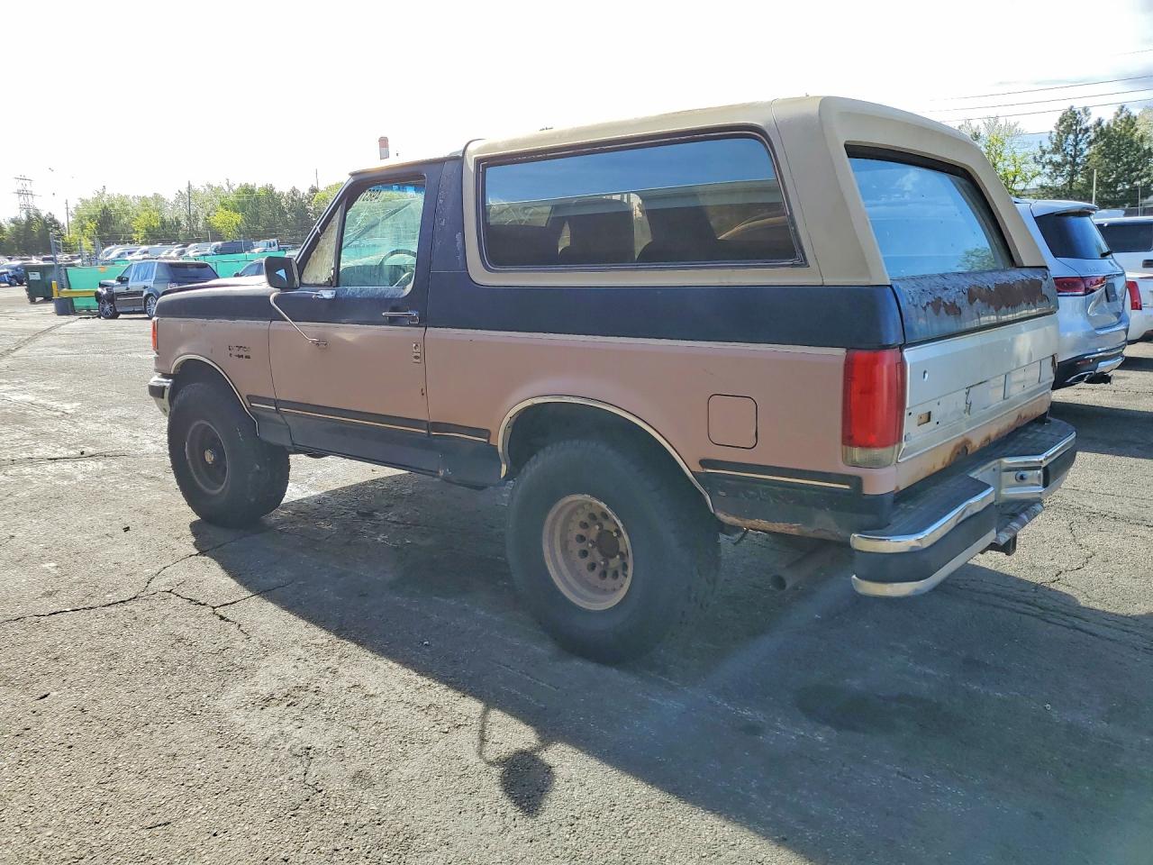 Ford Bronco U100