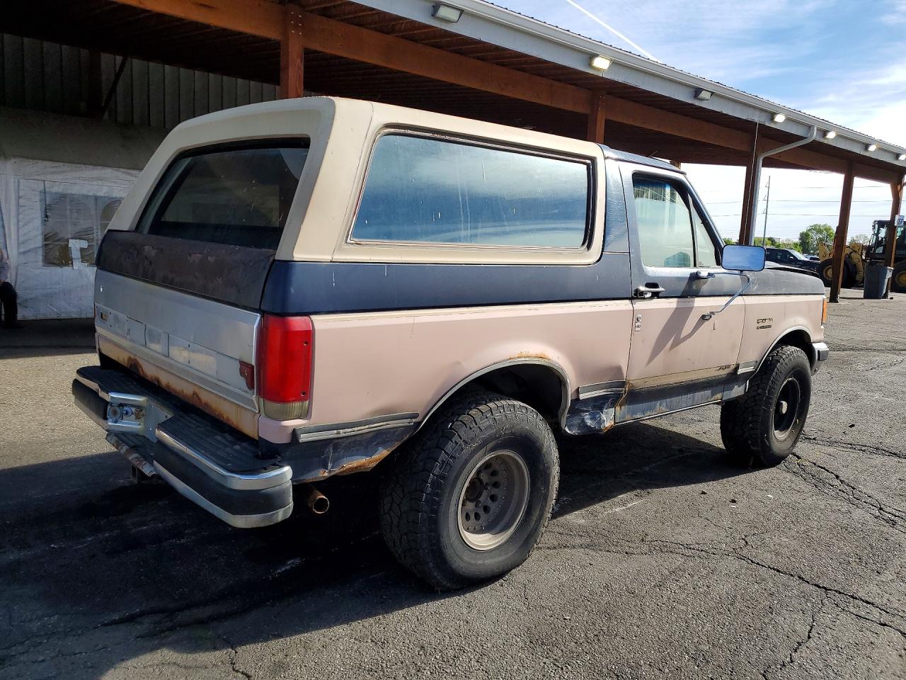 Ford Bronco U100