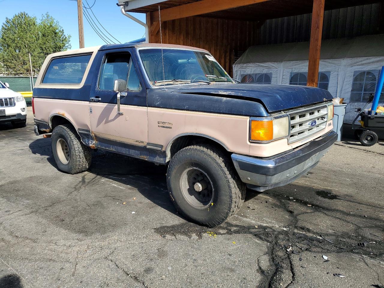 Ford Bronco U100