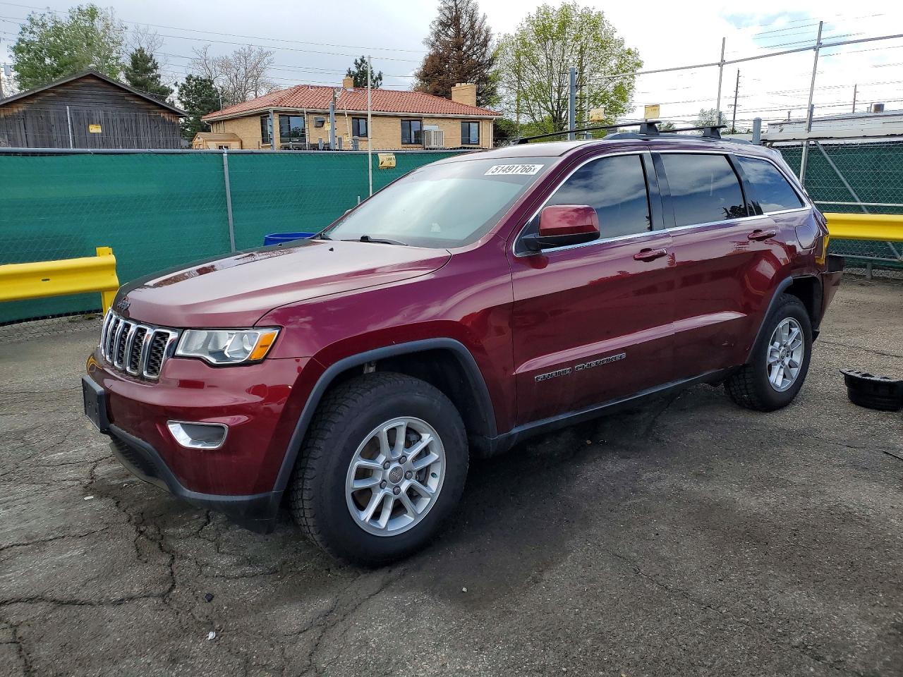 Salvage Jeep Cherokee Image