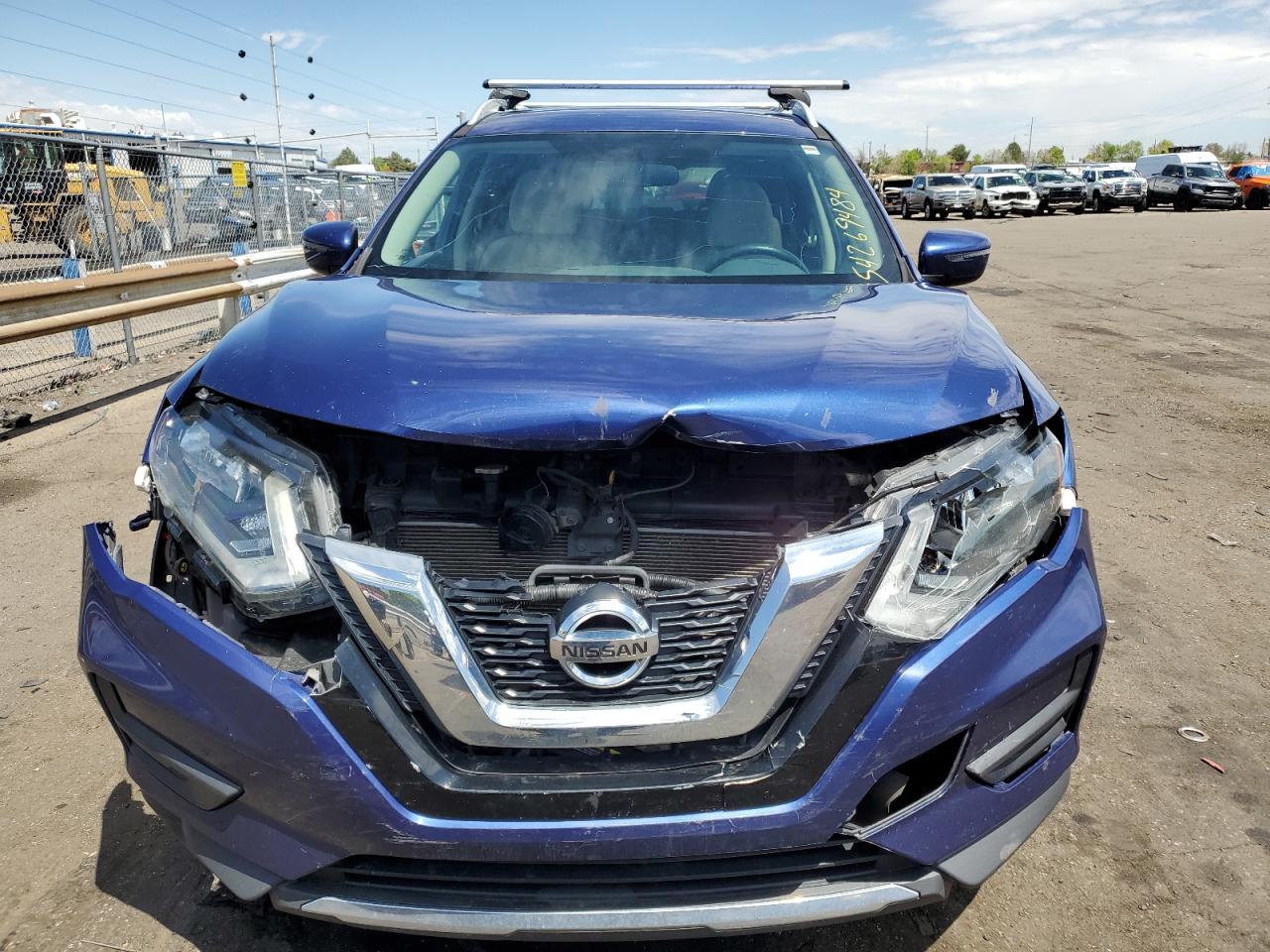 Nissan Rogue Sv