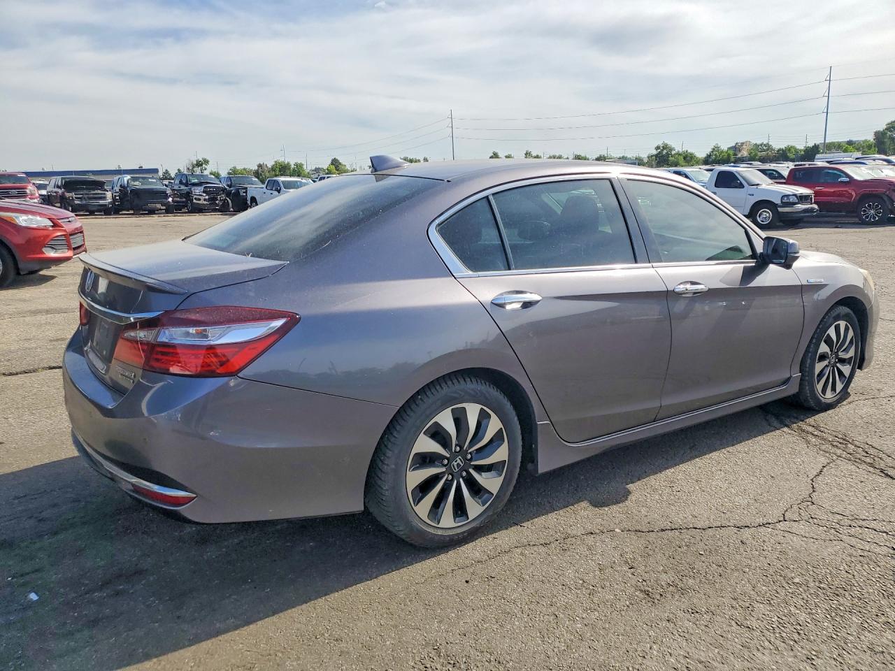 Honda Accord Touring Hybrid