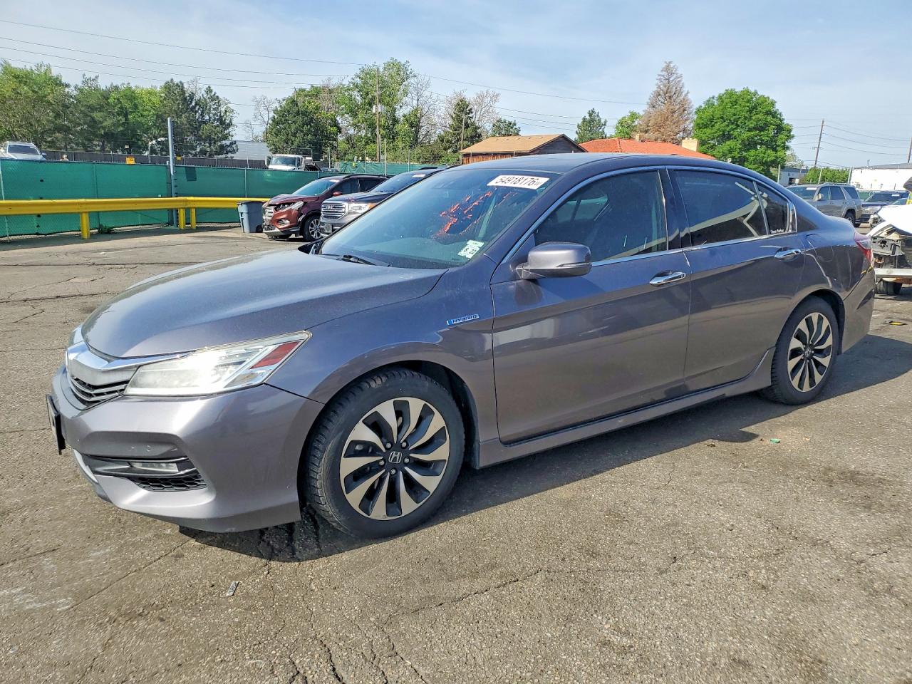 Salvage Honda Accord Image
