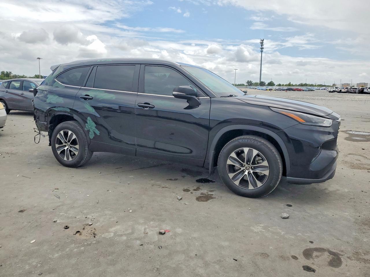 Toyota Highlander Xle