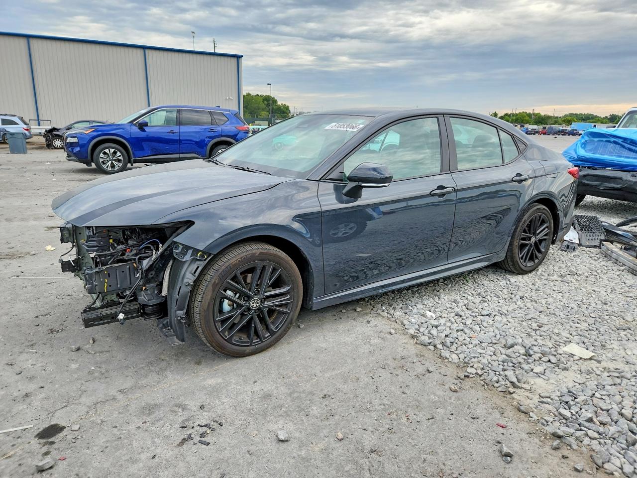 Salvage Toyota Camry Image