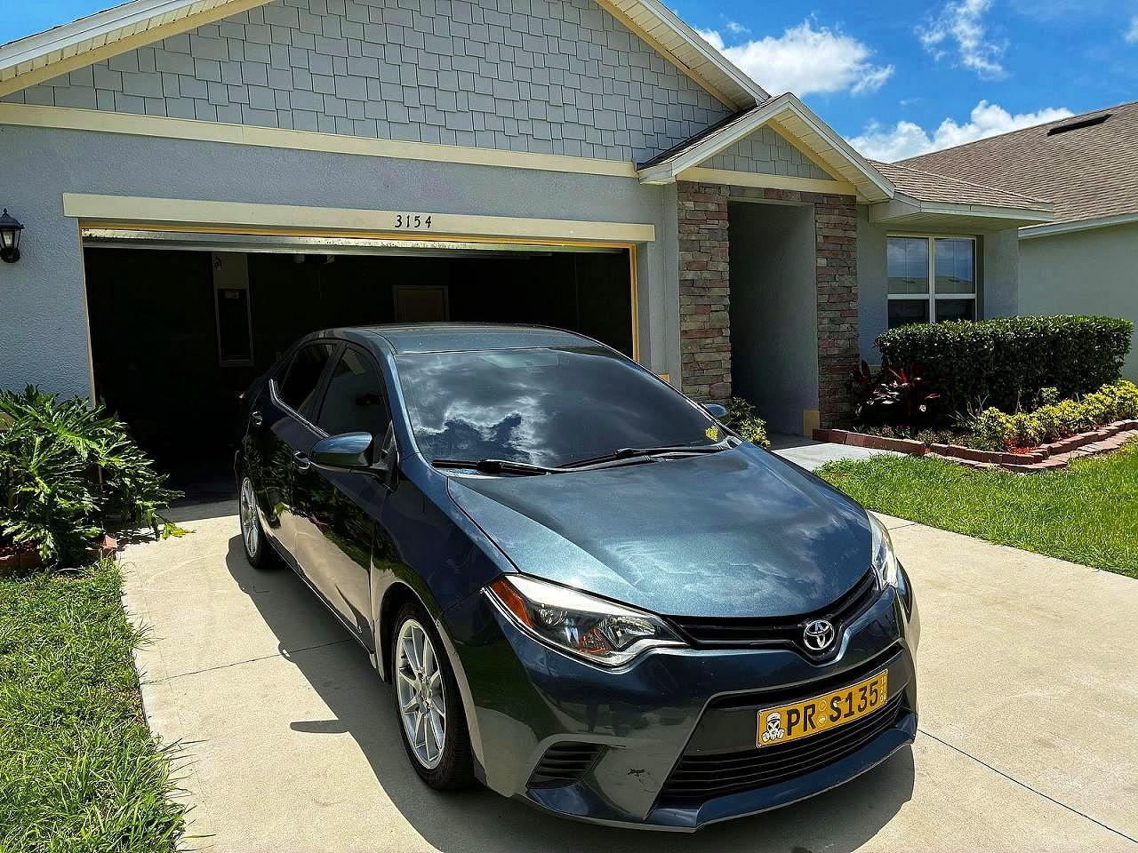 Salvage Toyota Corolla Image