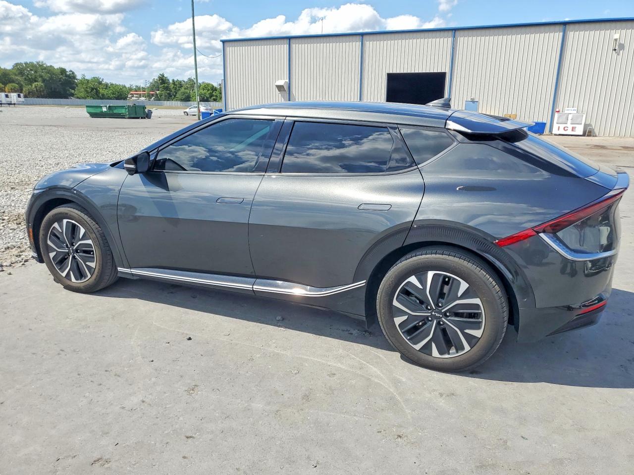 Kia EV6 Wind