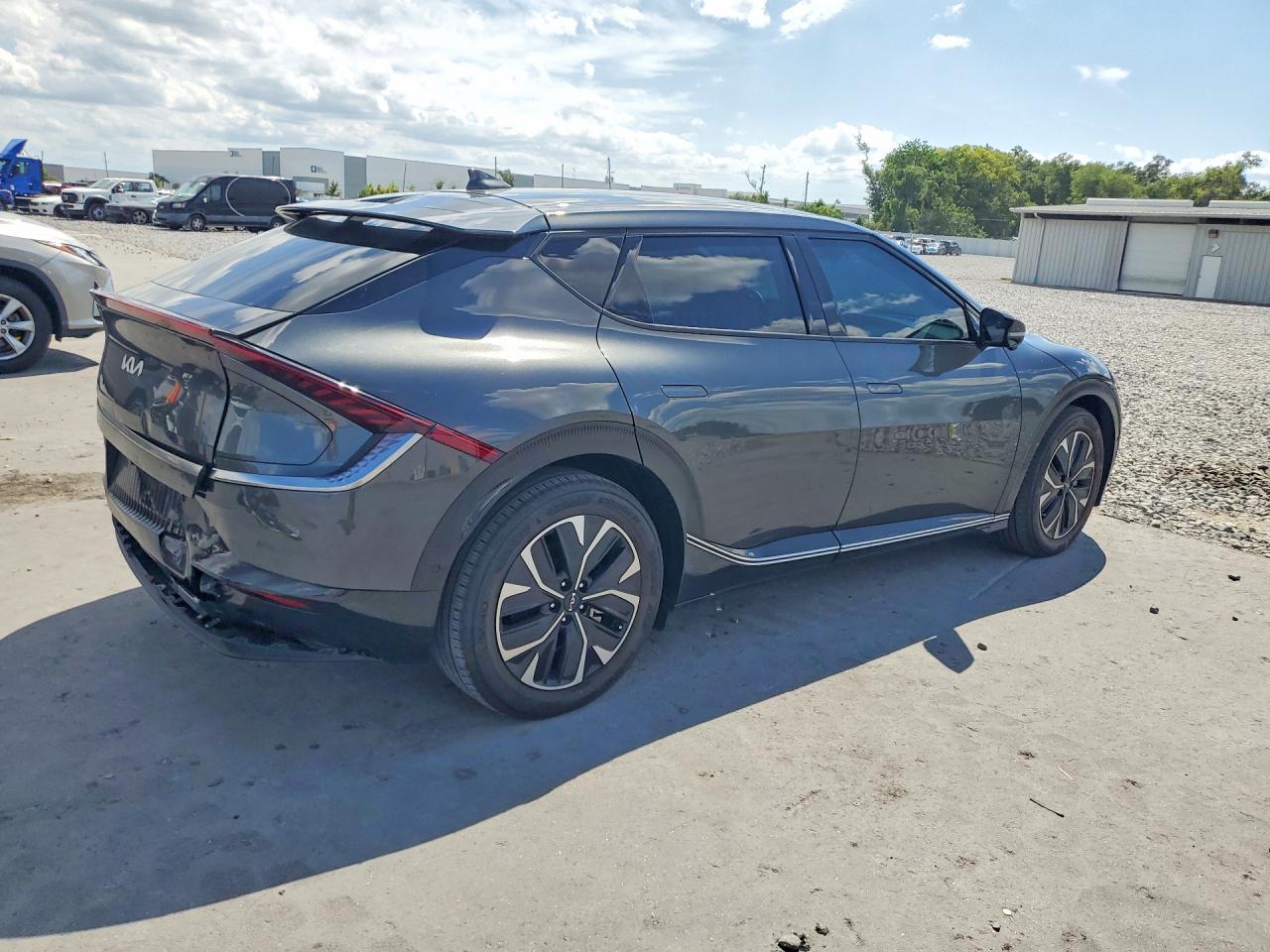 Kia EV6 Wind