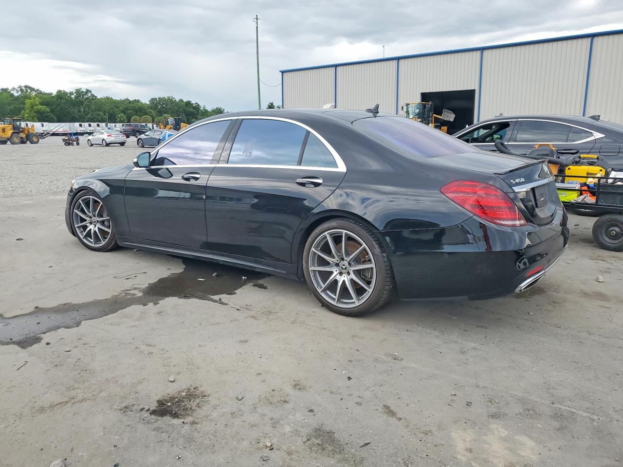 Mercedes-Benz S-Class 450